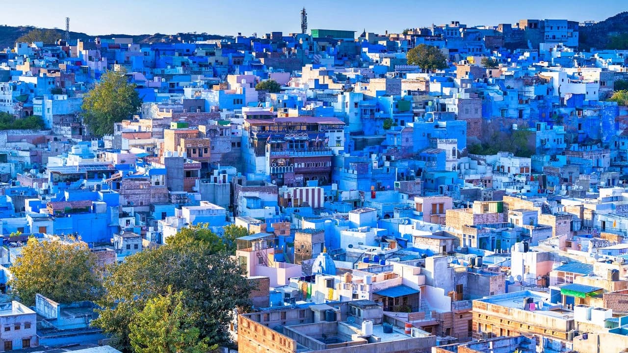 Jodhpur, Rajasthan — Fort-view weddings, blue-city courtyards, dramatic evenings.